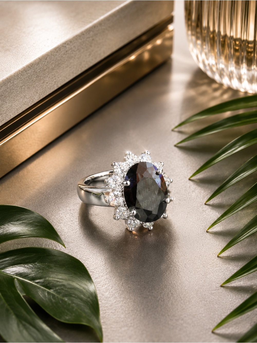 🆕❤️Silver Black Stone Halo Cocktail Ring